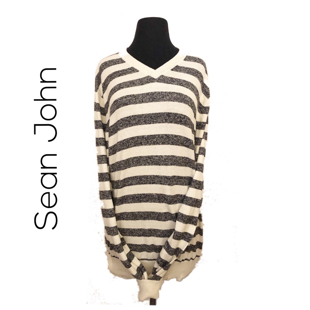 Sean John light weight V-neck Women’s Sweater, XL